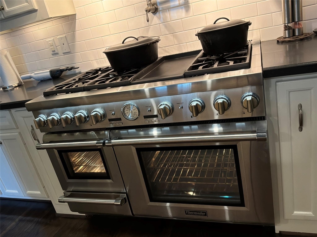 922 Alexander Street - Photo 8
