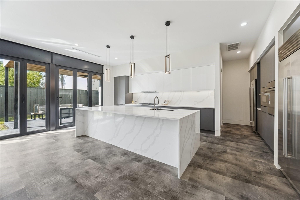 2610 Westgrove Lane - Photo 12