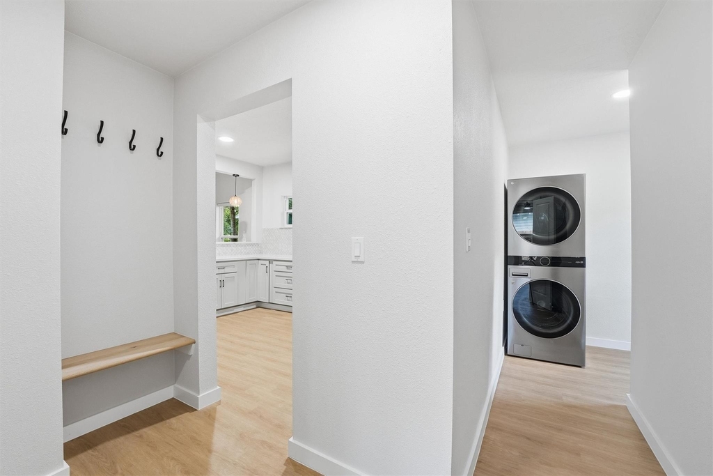2710 Gano Street - Photo 21