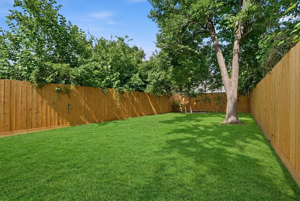 2710 Gano Street - Photo 24