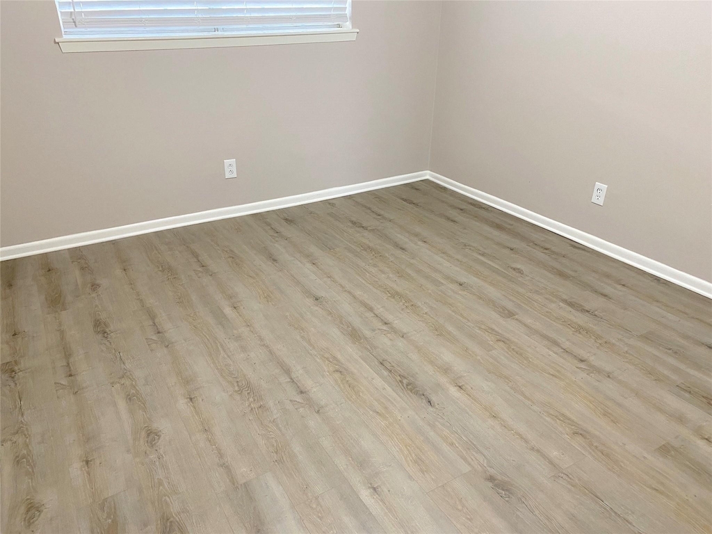 10122 Shadow Wood Drive - Photo 17