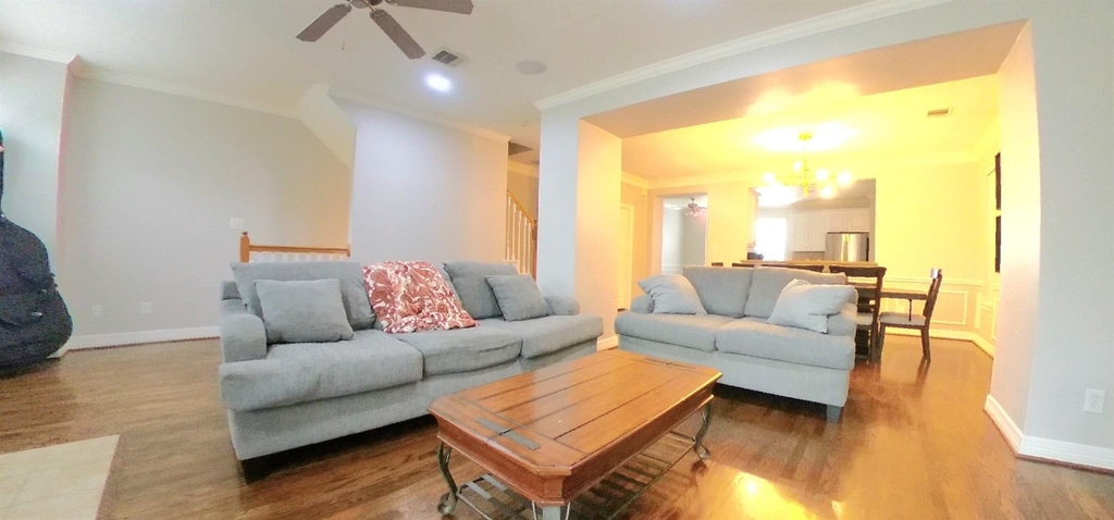 1719 Stacy Crest - Photo 15