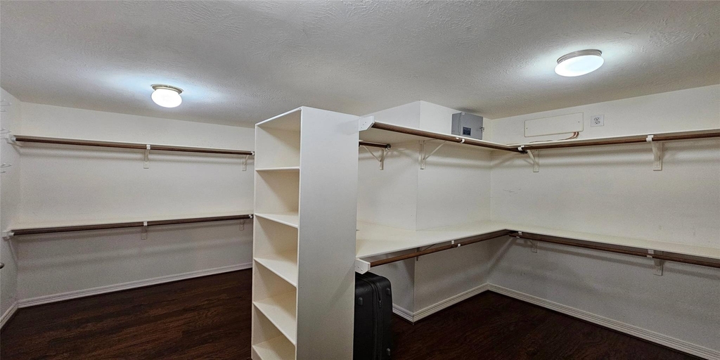 1719 Stacy Crest - Photo 19