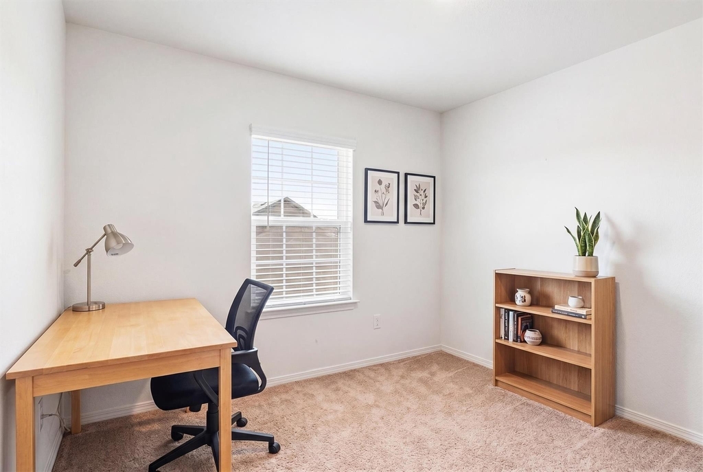 10619 Lost Maples Drive - Photo 21