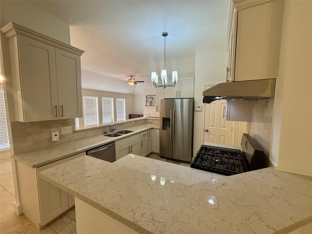 7815 Log Hollow Drive - Photo 4