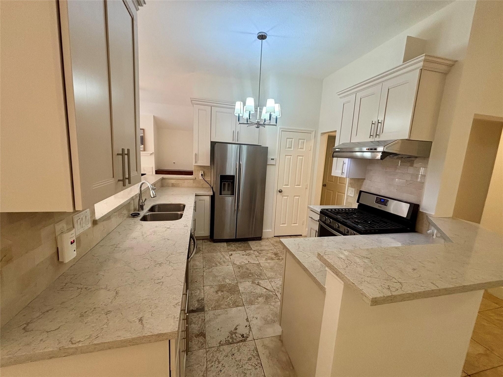 7815 Log Hollow Drive - Photo 3