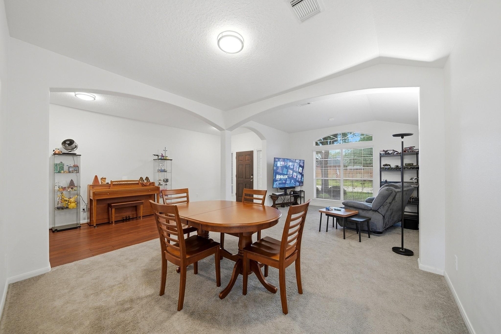 321 Preston Lane - Photo 9