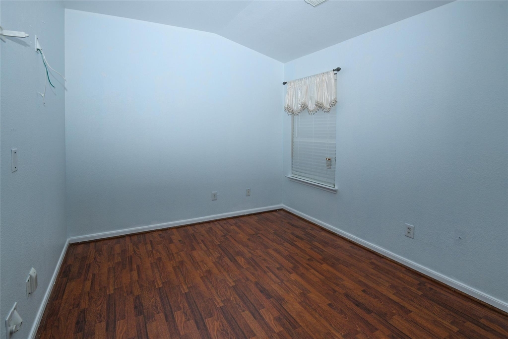 2615 Bisontine Street - Photo 16