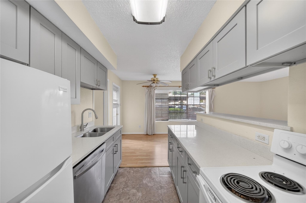 2750 Holly Hall Street - Photo 13