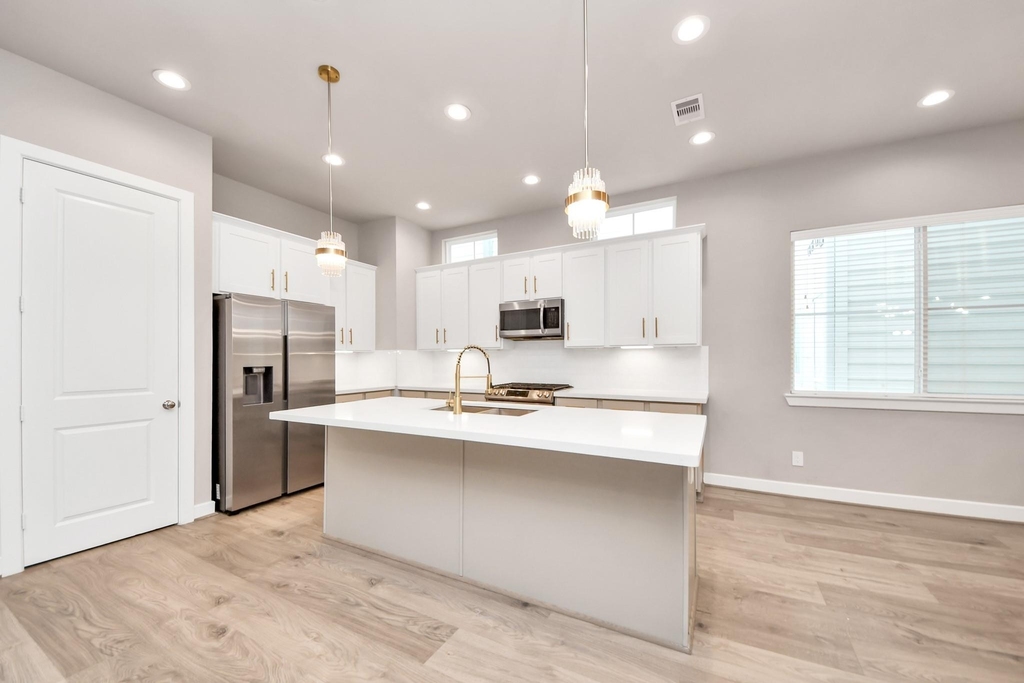 2114 Stuart Street - Photo 13