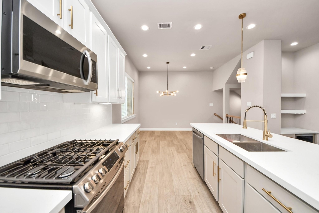 2114 Stuart Street - Photo 15