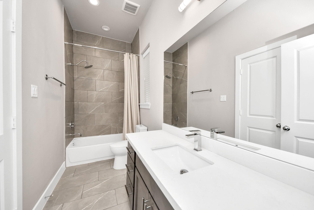 2114 Stuart Street - Photo 8