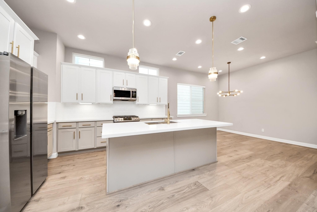 2114 Stuart Street - Photo 14