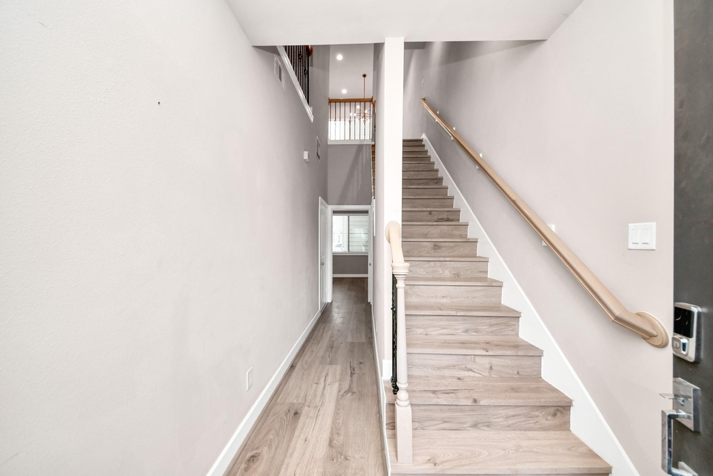 2114 Stuart Street - Photo 1