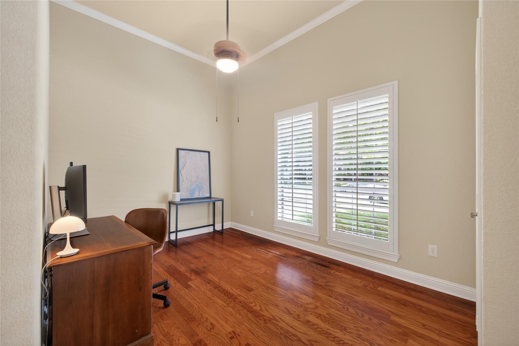 1722 Parklake Vlg - Photo 8