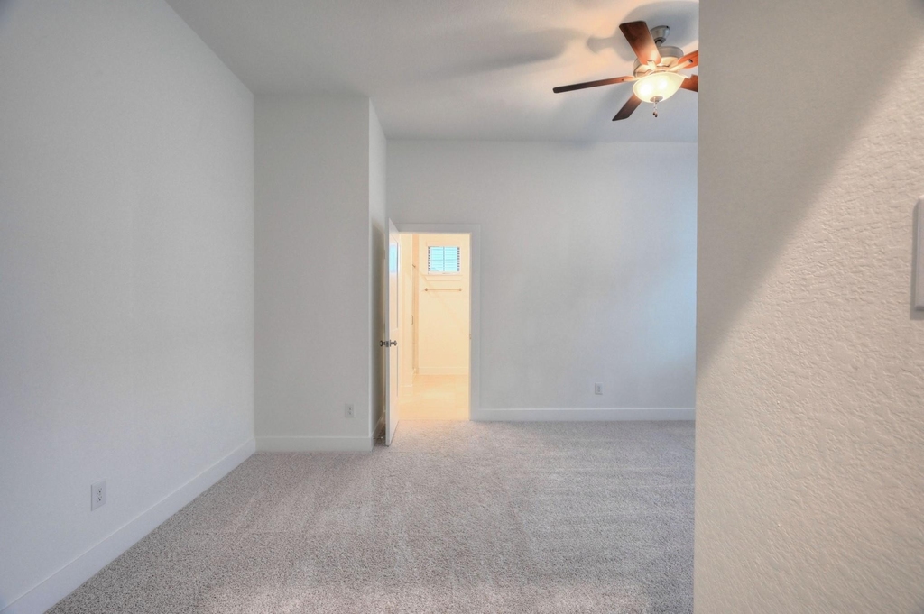 1535 Crystal Stream Drive - Photo 32