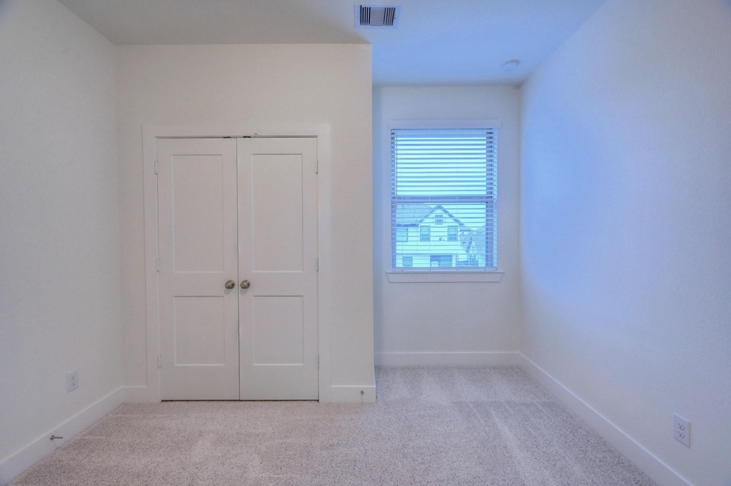 1535 Crystal Stream Drive - Photo 22