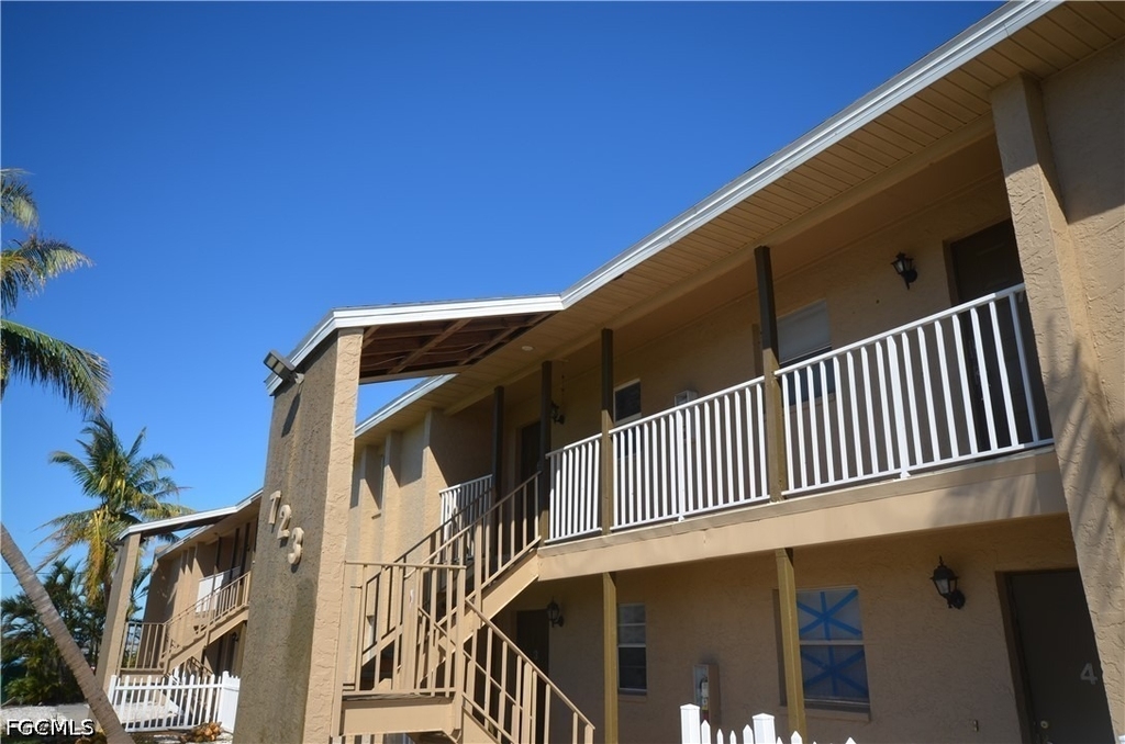 723 Se 10th Street - Photo 2