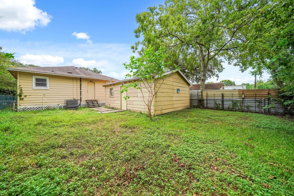 418 Spooner Street - Photo 9