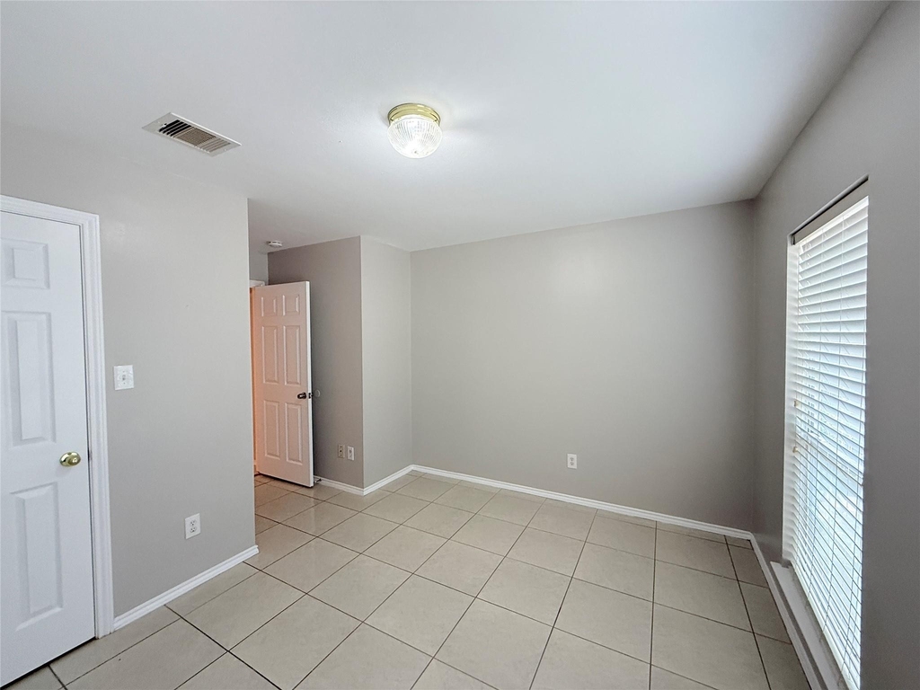 12818 Magenta Oaks Drive - Photo 14