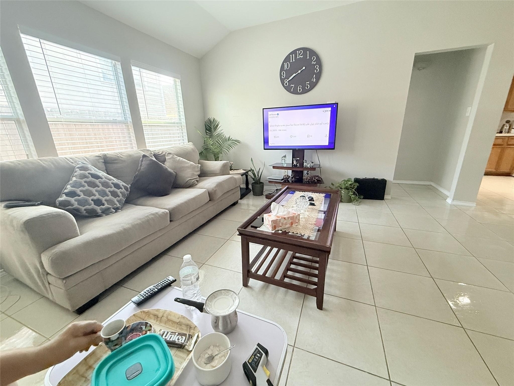 12818 Magenta Oaks Drive - Photo 4