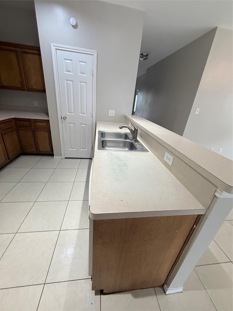 12818 Magenta Oaks Drive - Photo 11