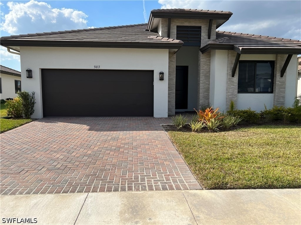5013 Florence Drive - Photo 0