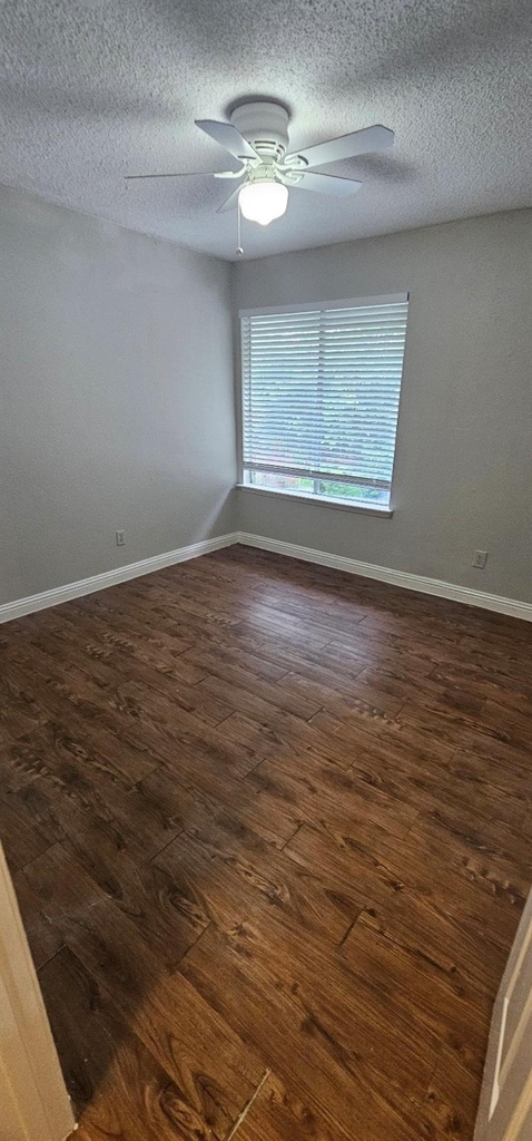 7711 Del Glen Lane - Photo 9