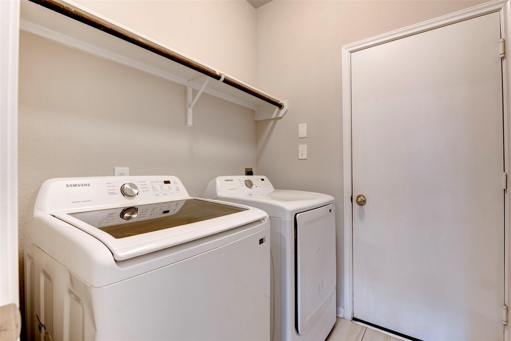 4542 Medrano Trl - Photo 21