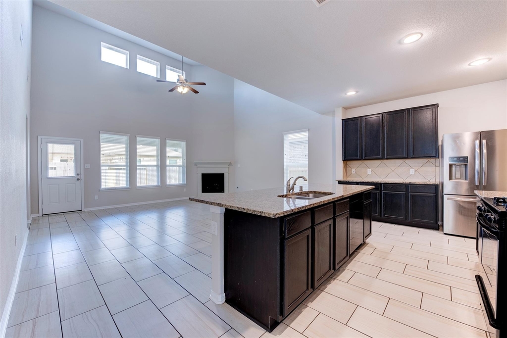 4542 Medrano Trl - Photo 8