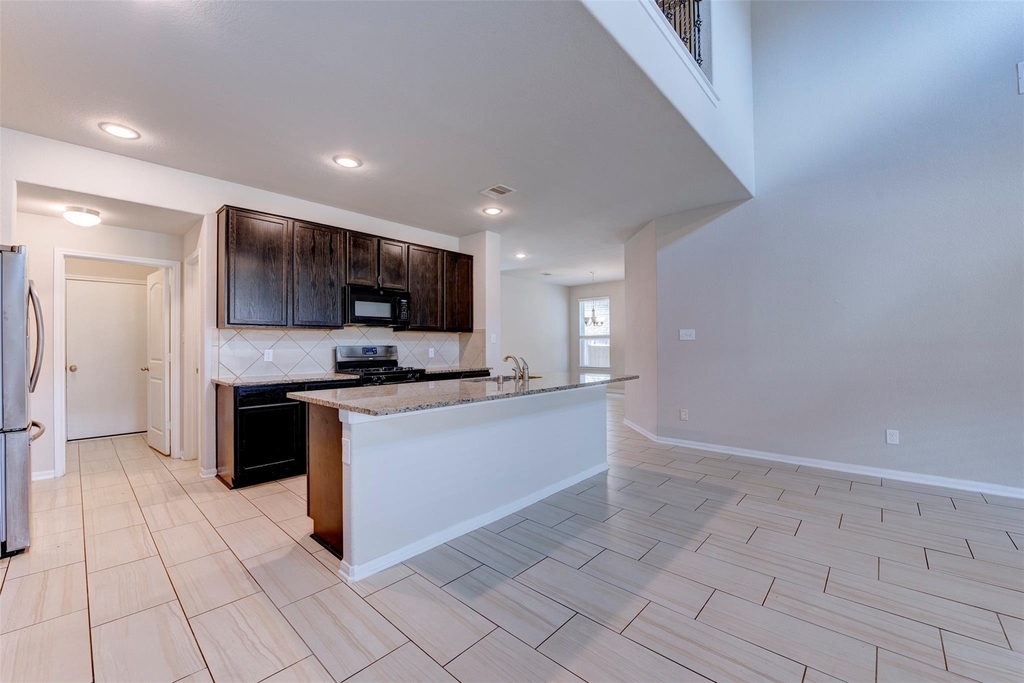 4542 Medrano Trl - Photo 9