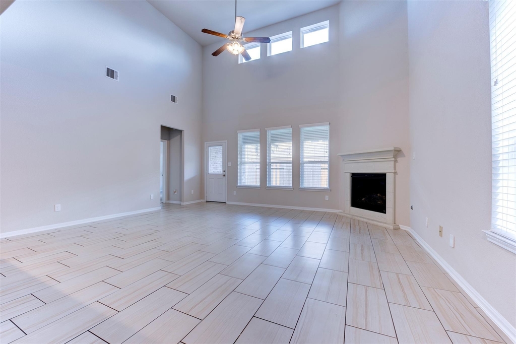 4542 Medrano Trl - Photo 16