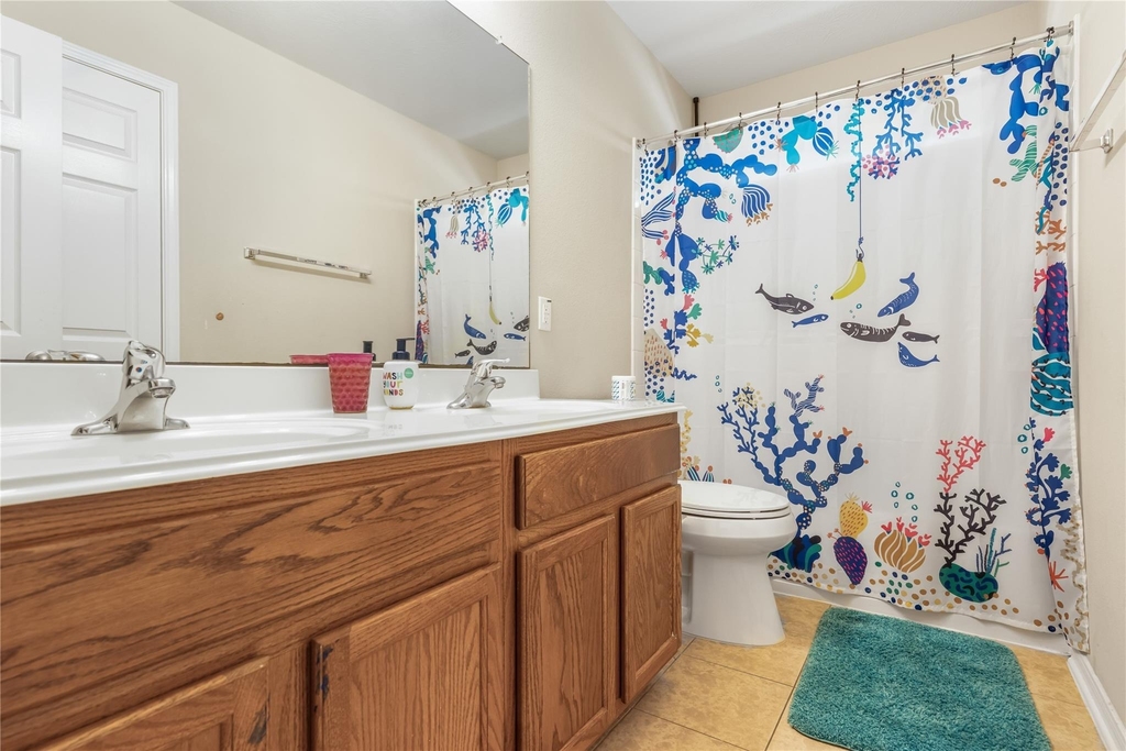 6819 Lavington Way - Photo 23