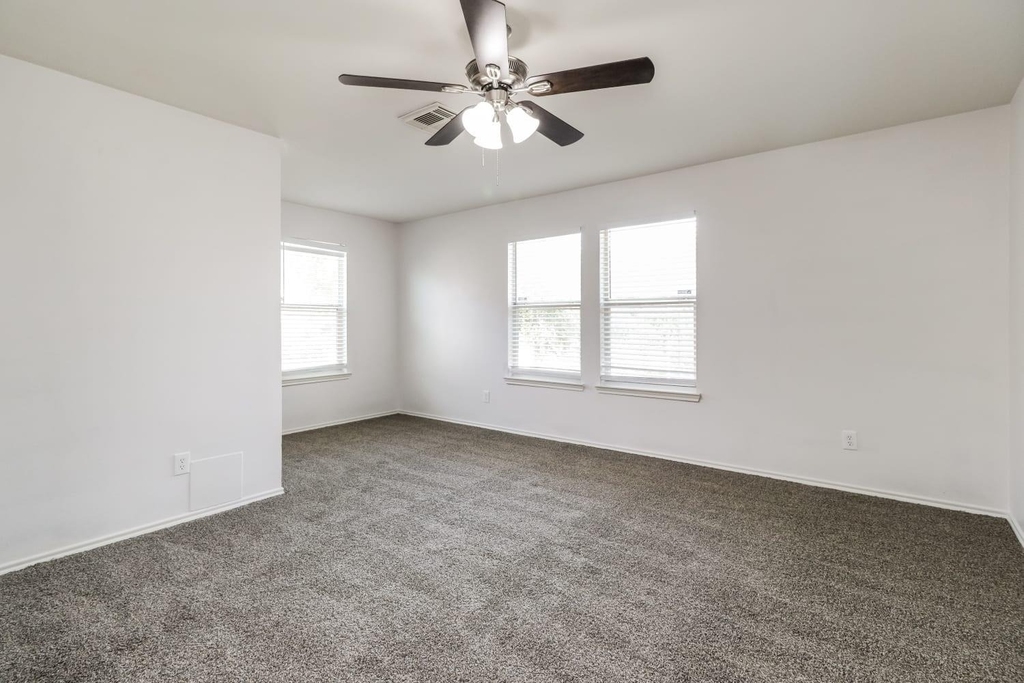 20735 Desert Shadows Lane - Photo 6