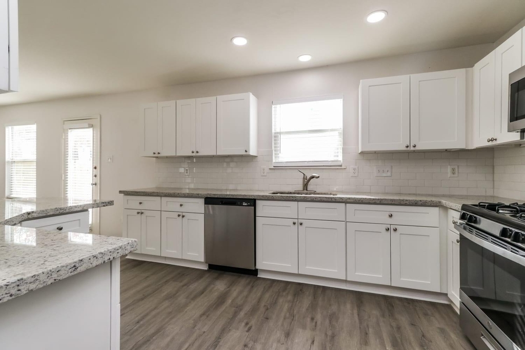 20735 Desert Shadows Lane - Photo 5