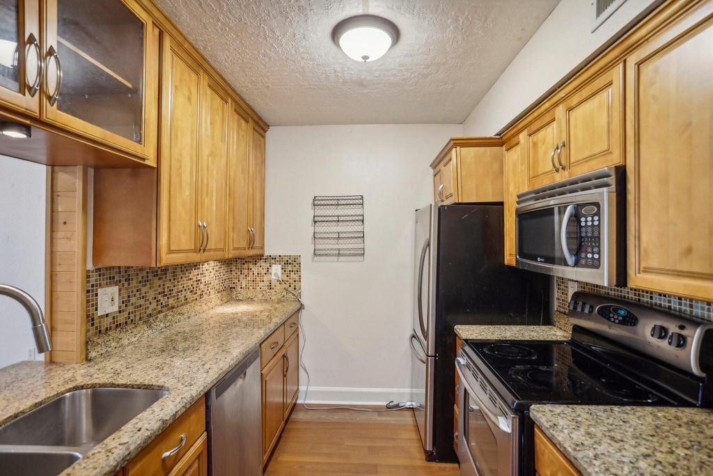 4641 Wild Indigo Street - Photo 11
