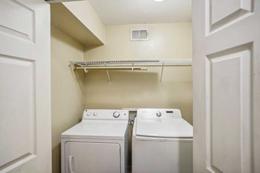 4641 Wild Indigo Street - Photo 12