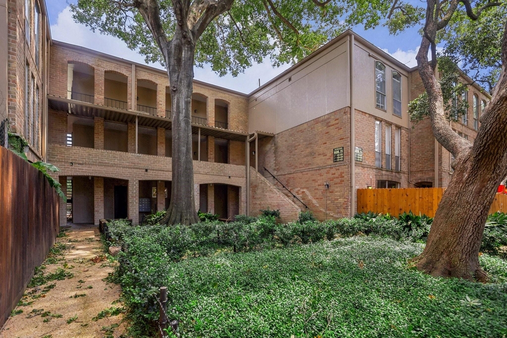 4641 Wild Indigo Street - Photo 1