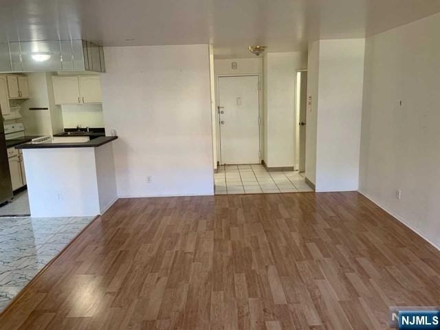 1111 River - Photo 10