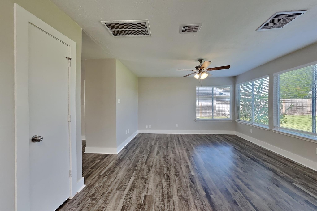 5150 Summit Lodge Drive - Photo 6
