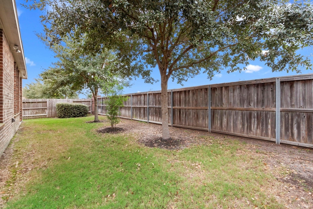 18230 Newmachar Way - Photo 33