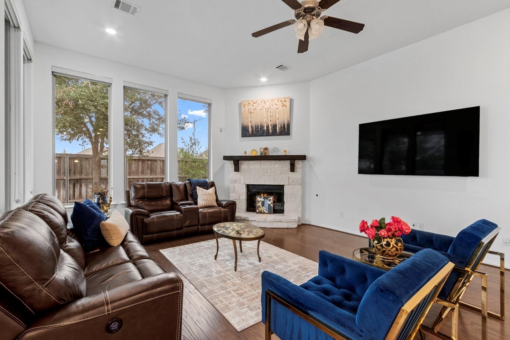 18230 Newmachar Way - Photo 7