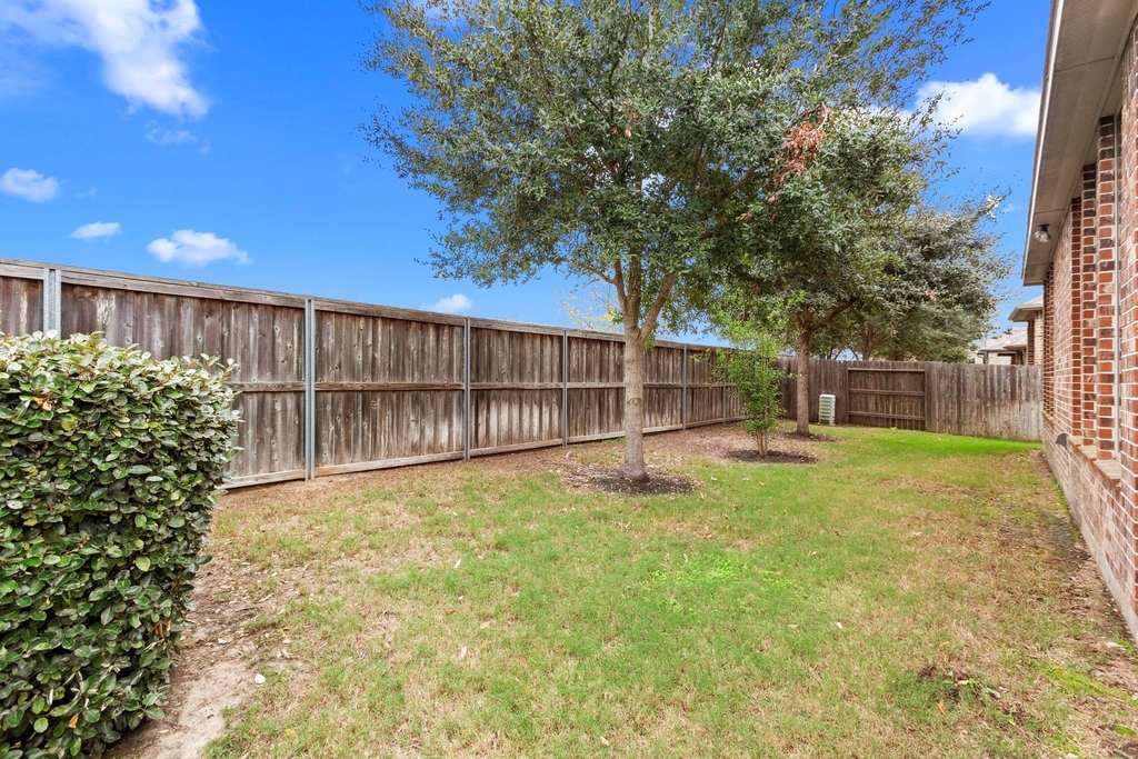 18230 Newmachar Way - Photo 32