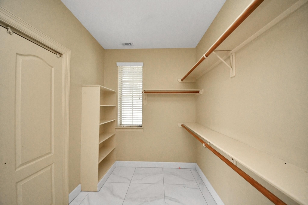 4610 Plum Forest Road - Photo 16