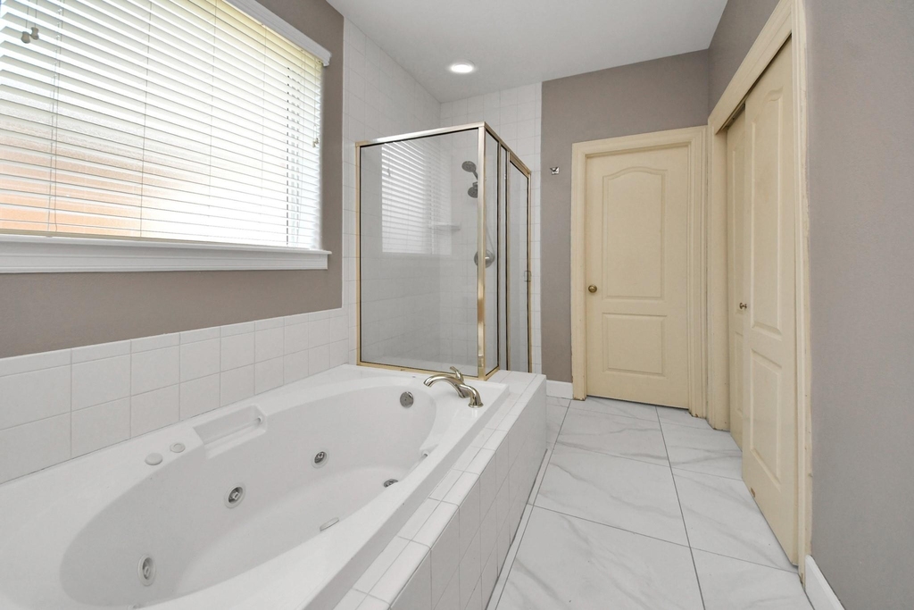 4610 Plum Forest Road - Photo 14