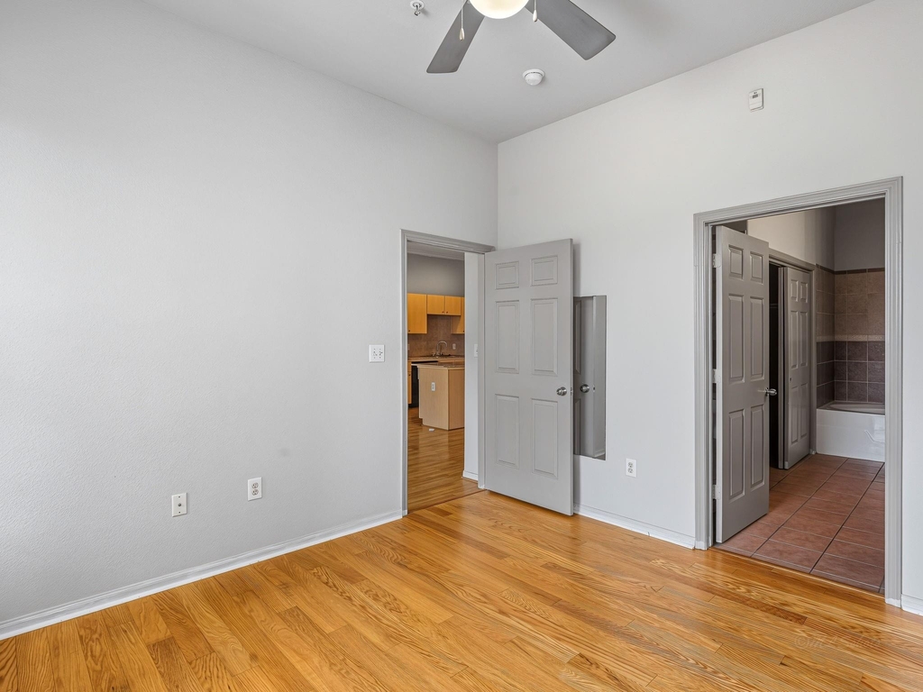 1441 East Street - Photo 13