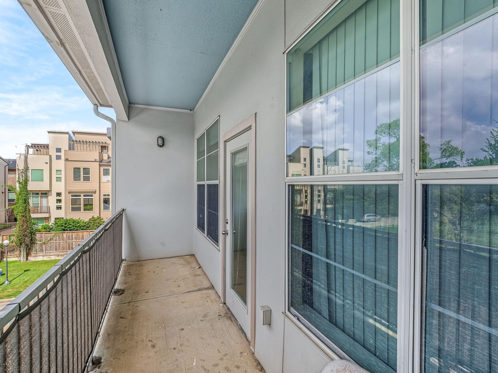 1441 East Street - Photo 25