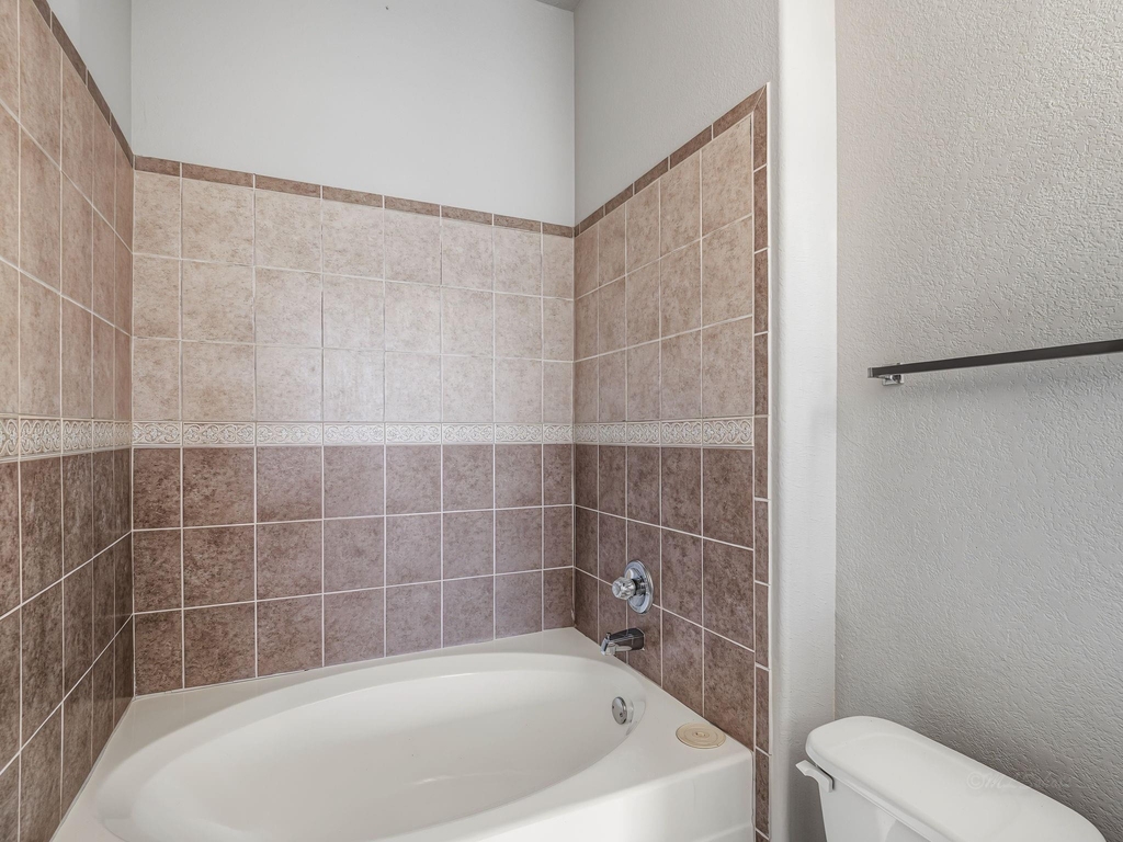 1441 East Street - Photo 15