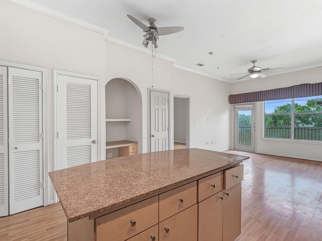 1441 East Street - Photo 4