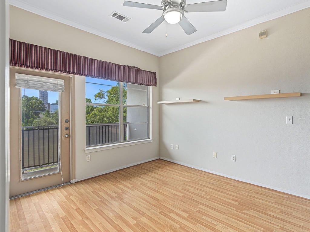 1441 East Street - Photo 8